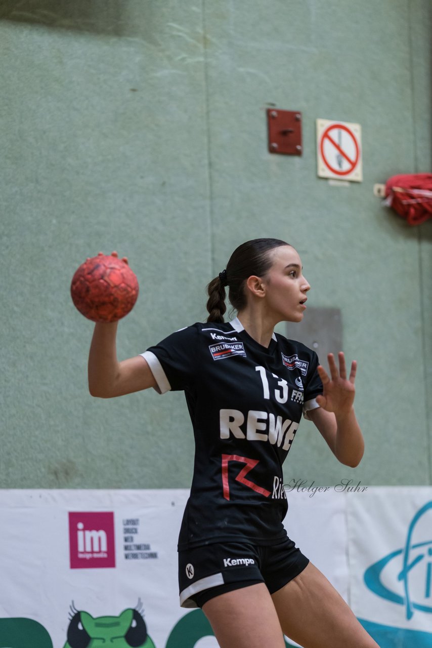 Bild 177 - wBJ SV Henstedt Ulzburg - TuRa Meldorf : Ergebnis: 22:38